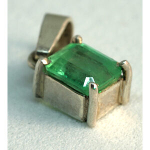 Joyas con esmeraldas